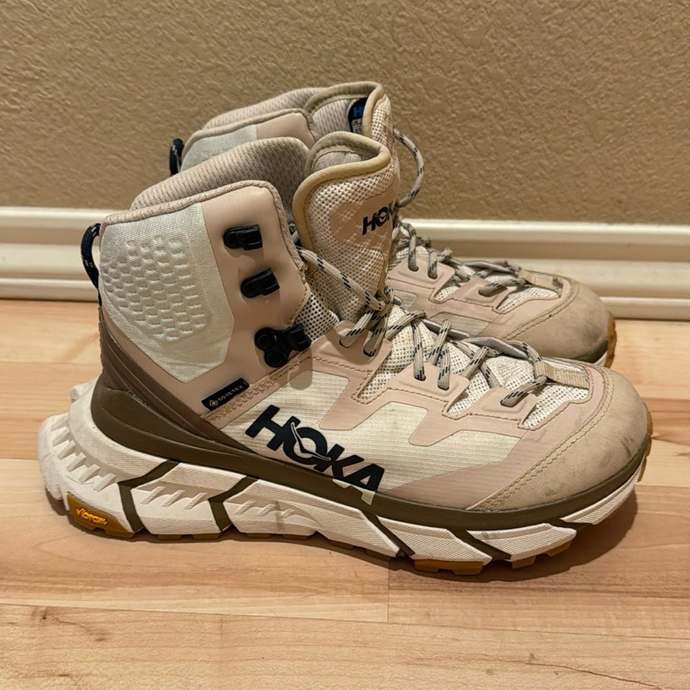 Hoka TenNine Hiking Boot